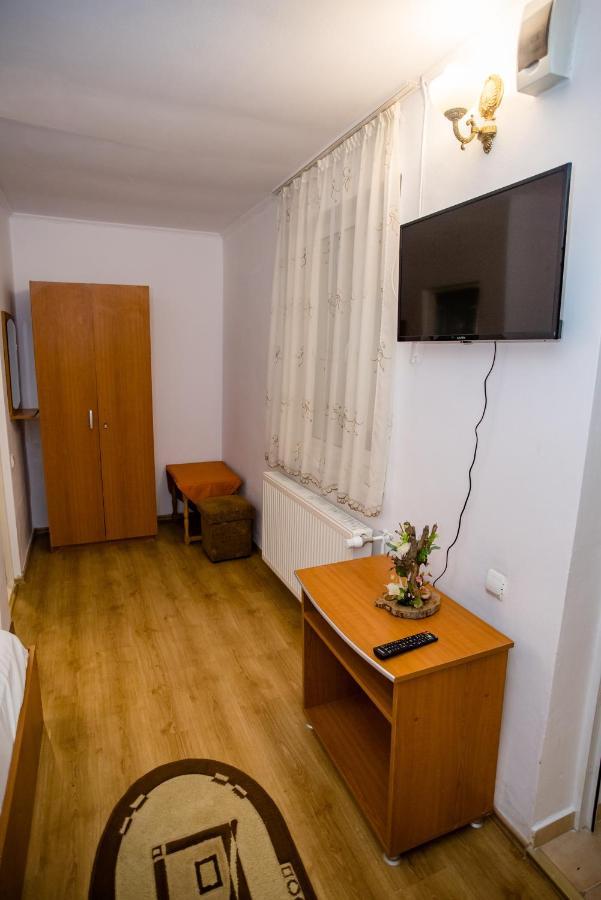 Hotel Marion Poiana Dumbraveni  Екстер'єр фото
